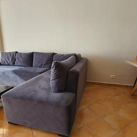 Spacious Sea View Apartament *